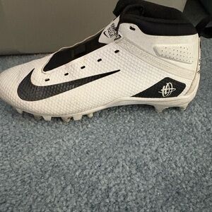 Nike Hurrache Kids White and Black Lacrosse cleats